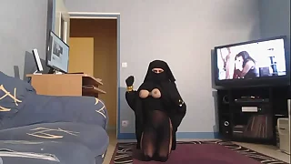 seins nus en djilbab et niqab